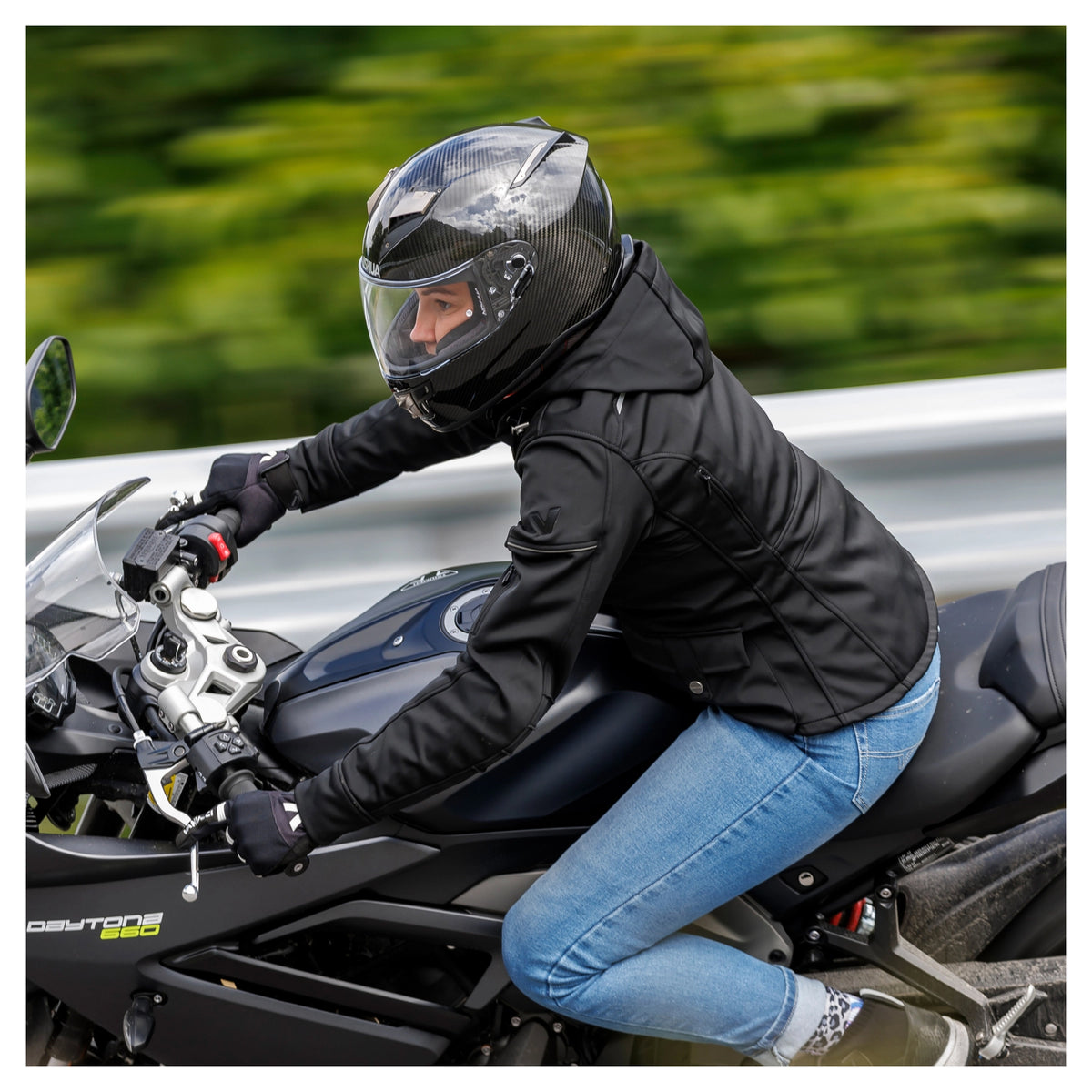 Sieviešu ūdensizturīga softshell motojaka Vanucci VUJ-1 — Melna
